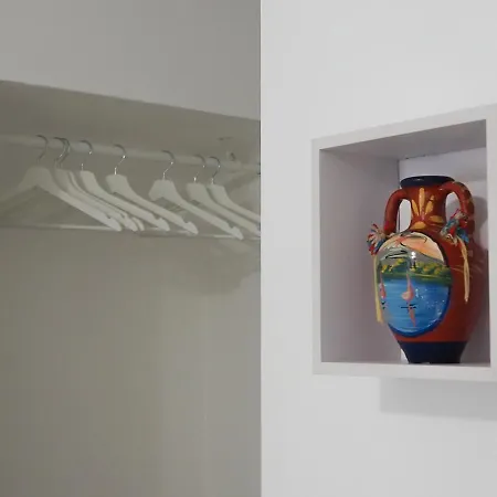 فندق مبيت وإفطار Donpe أغريجنتو