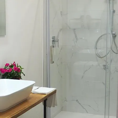 فندق مبيت وإفطار Donpe 3*