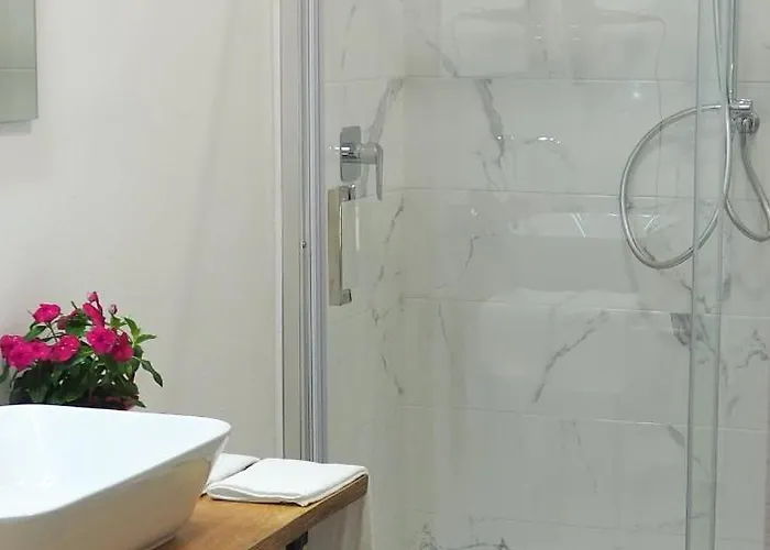 Frühstückspension Donpe 3*